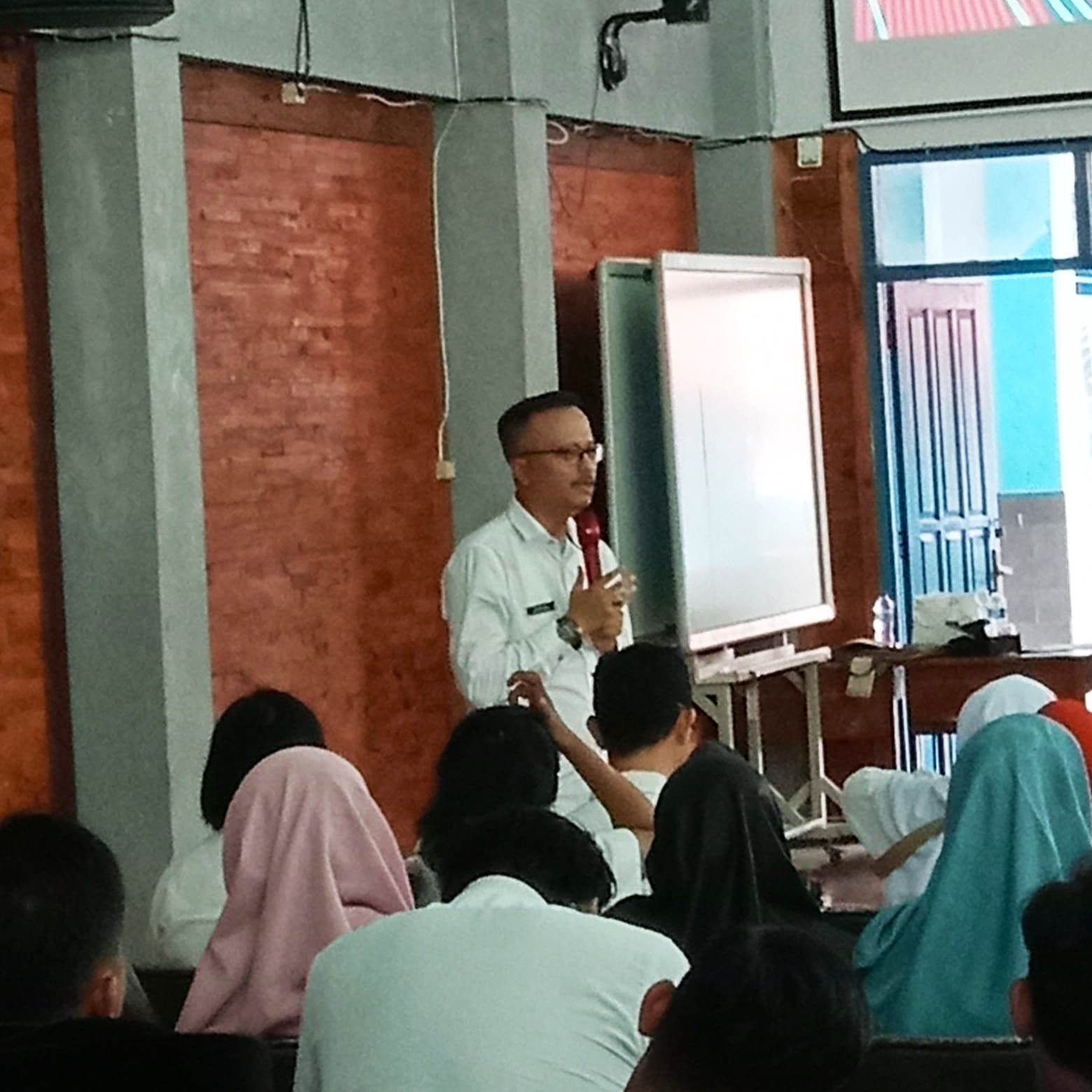 Disdikbud Subang Penuhi Sarana Prasarana Sekolah