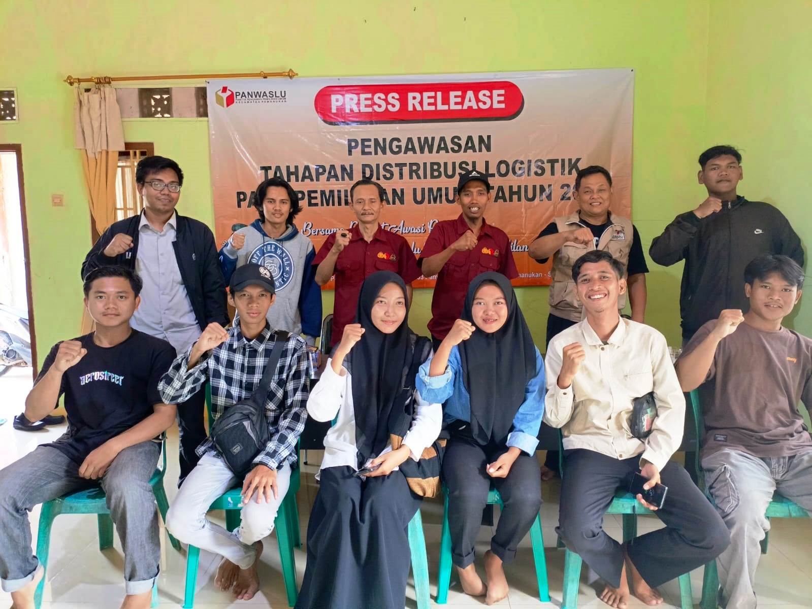 Fokus Awasi Pendistribusian Logistik Pemilu, Panwaslu Pamanukan Pastikan Tepat Jumlah