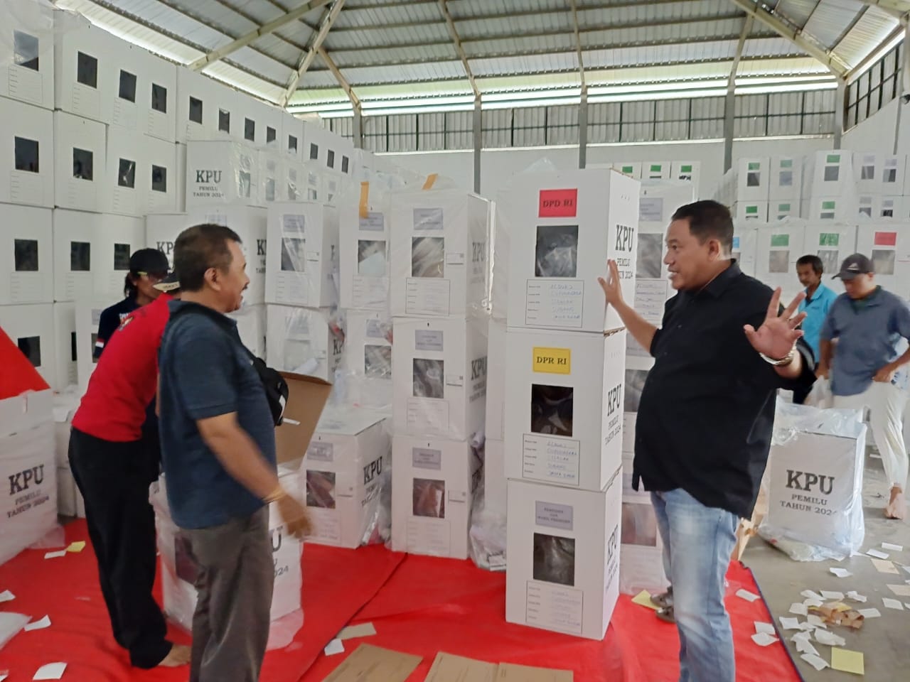 Dua Minggu Jelang Pemilu, Bawaslu Subang Serius Awasi Pendistribusian Logistik