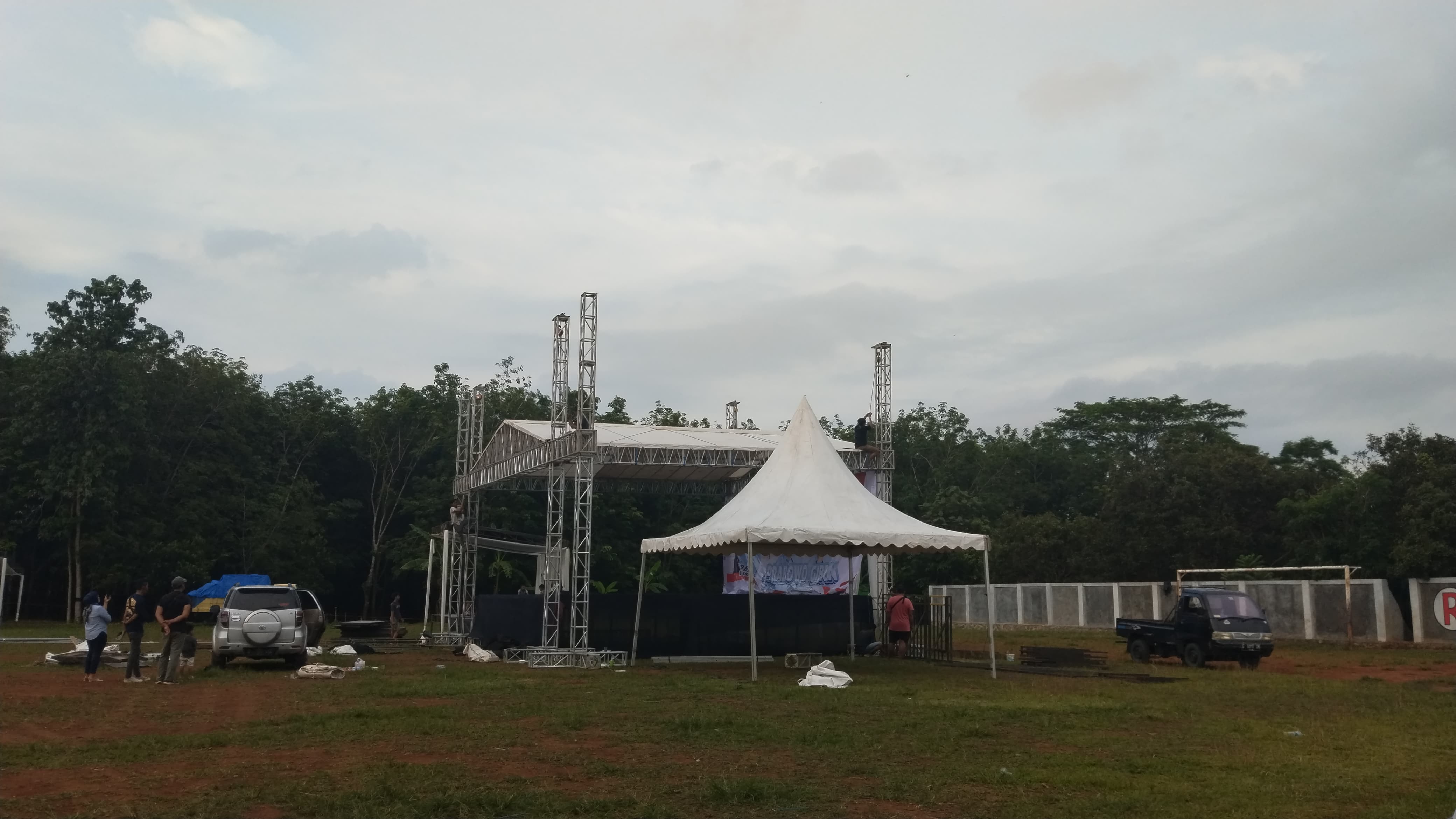 Prabowo Subianto Dijadwalkan Akan Hadiri Acara Kampanye di Lapang Sepakbola Rawalele Subang