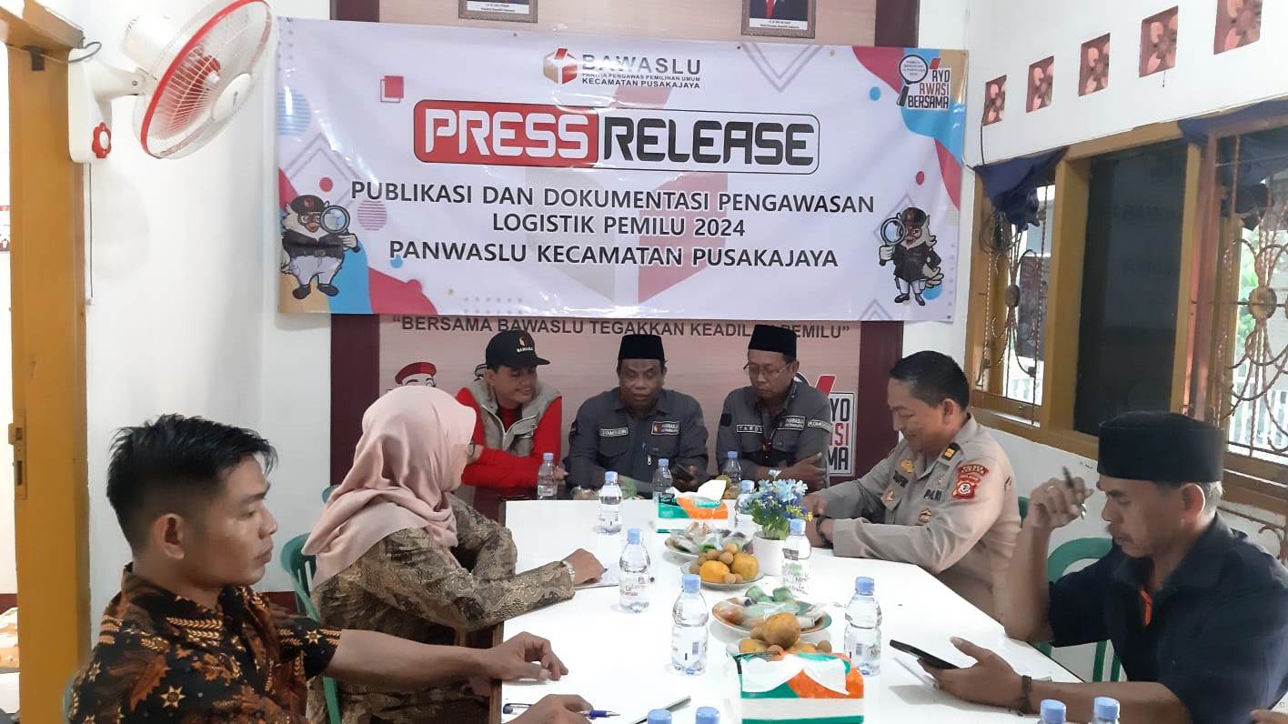 Pastikan Pendistribusian Logistik Pemilu Merata, Panwaslu Pusakajaya Terus Lakukan Pemantauan