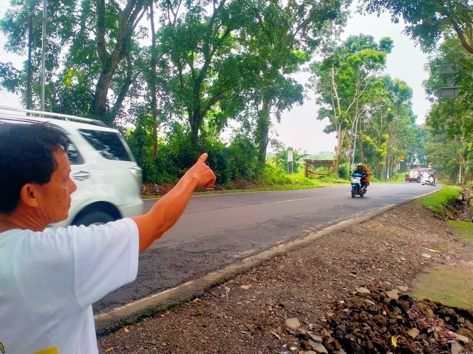 Pengendara Keluhkan Penerangan Jalan Umum Rusak, Bahayakan Pengguna Jalan