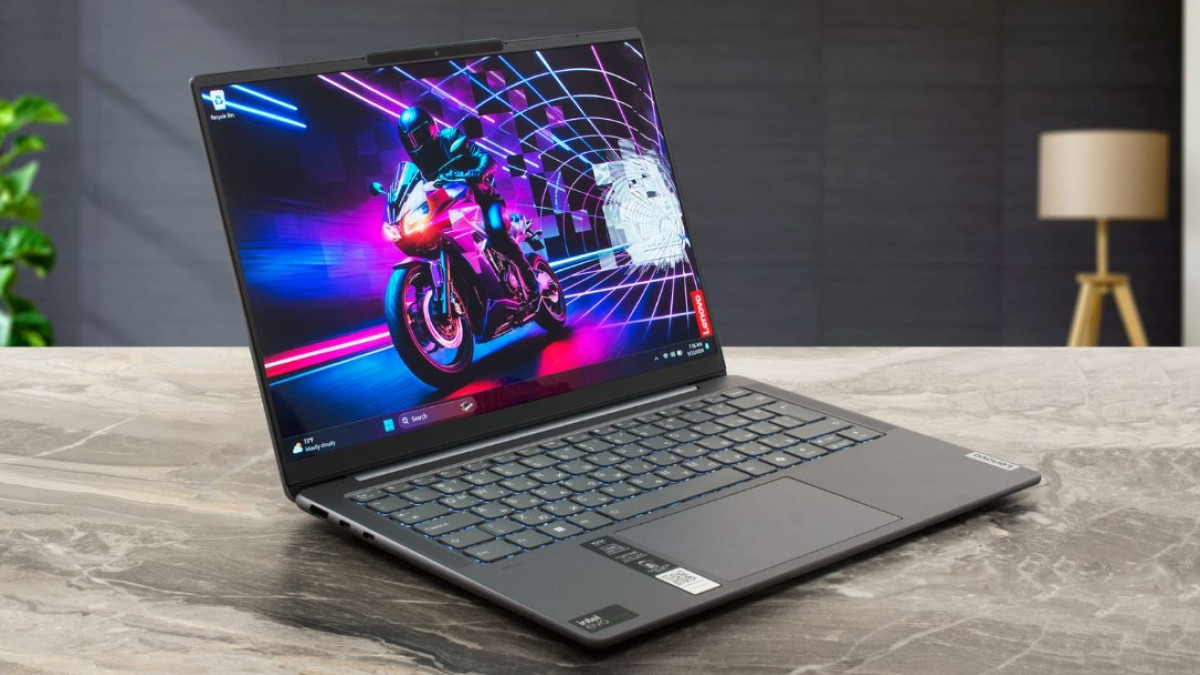 Laptop Lenovo Seri Yoga untuk Gaming Terbaik 2024