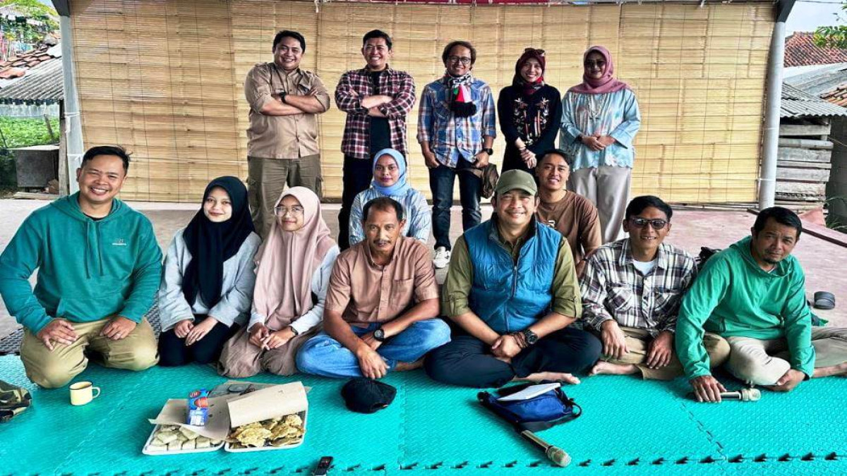 Prodi Studi Linguistik dan Magister Pariwisata UPI Gelar PKM, Lanskap Linguistik di Desa Wisata Alamendah