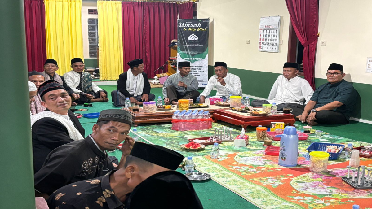 Kang Jimat Hadiri Maulid Nabi di Desa Cirangkong