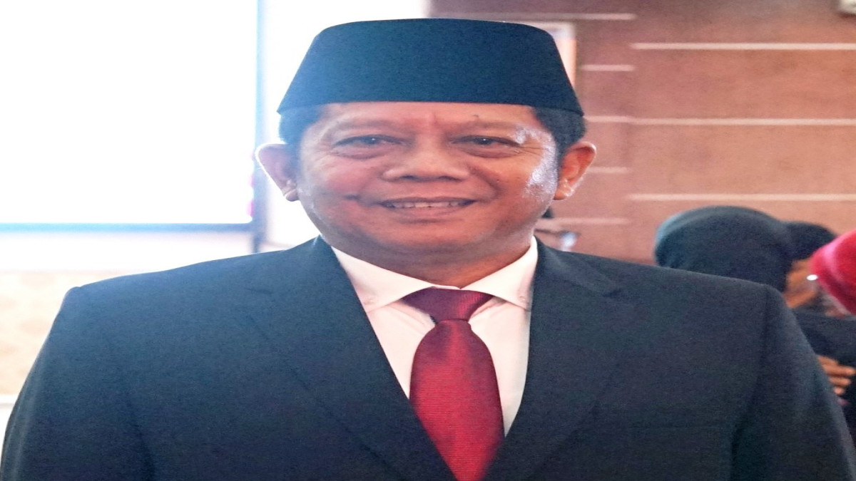 Entis Sutisna Genapkan Empat Pimpinan Definitif DPRD Purwakarta