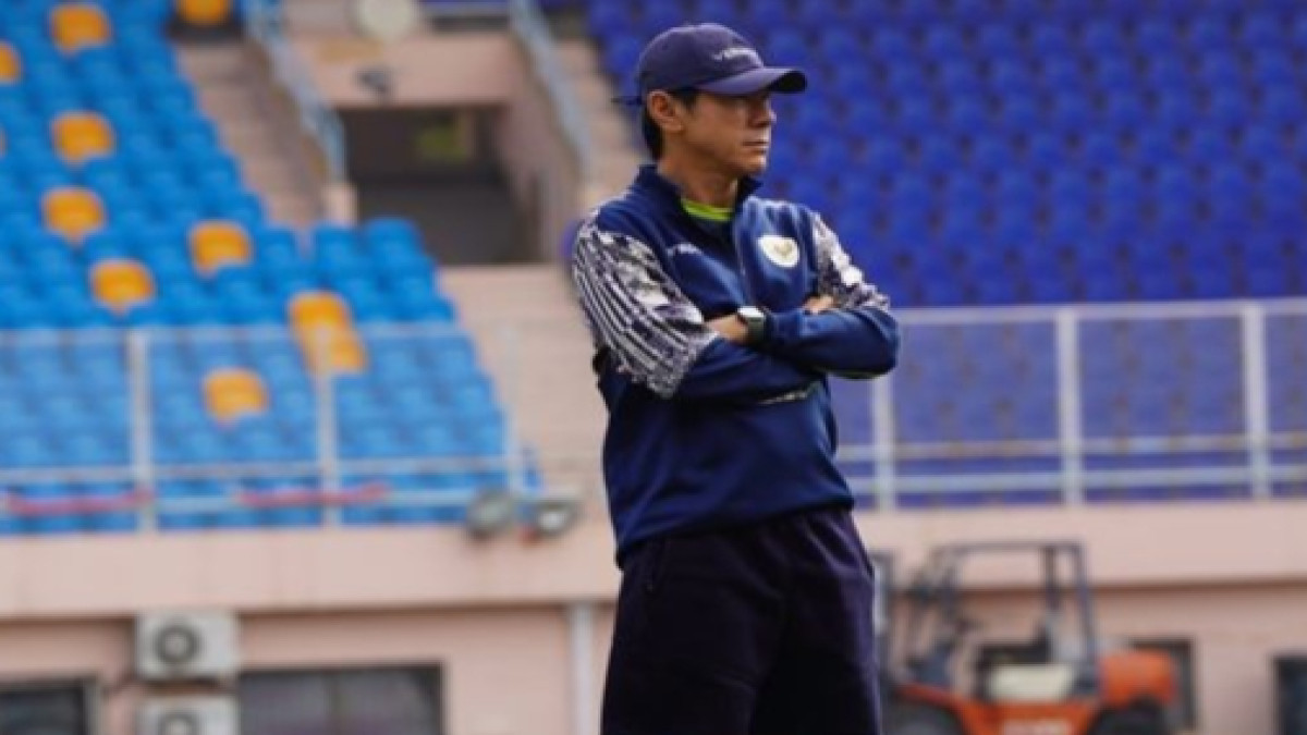 Shin Tae-yong saat memimpin sesi latihan timnas Indonesia. Dok.(PSSI)