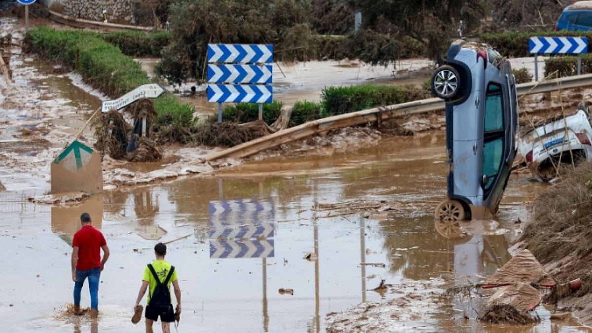 Korban Tewas akibat Banjir di Spanyol Meningkat menjadi 158 Orang