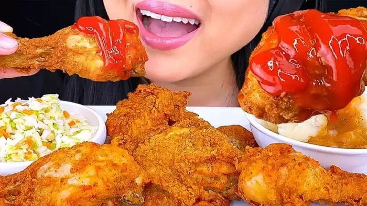 Mengungkap Sisi Gelap Konten Mukbang, Apa yang Perlu Kamu Ketahui?