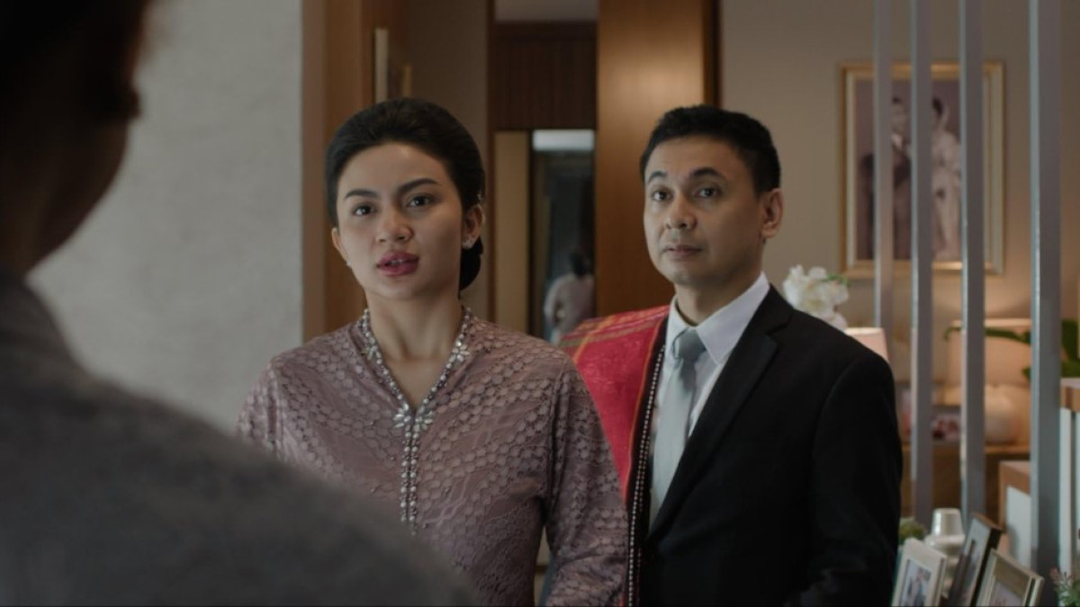 Ada di Netflix! Sinopsis Film Catatan Harian Menantu Sinting yang Dibintangi Raditya Dika