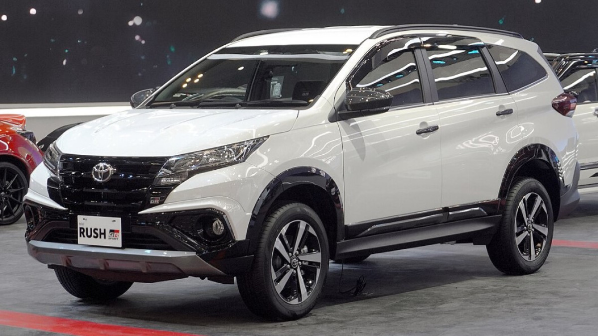 Review Toyota Rush GR Sport 2024: SUV Modern dengan Sentuhan Sporty