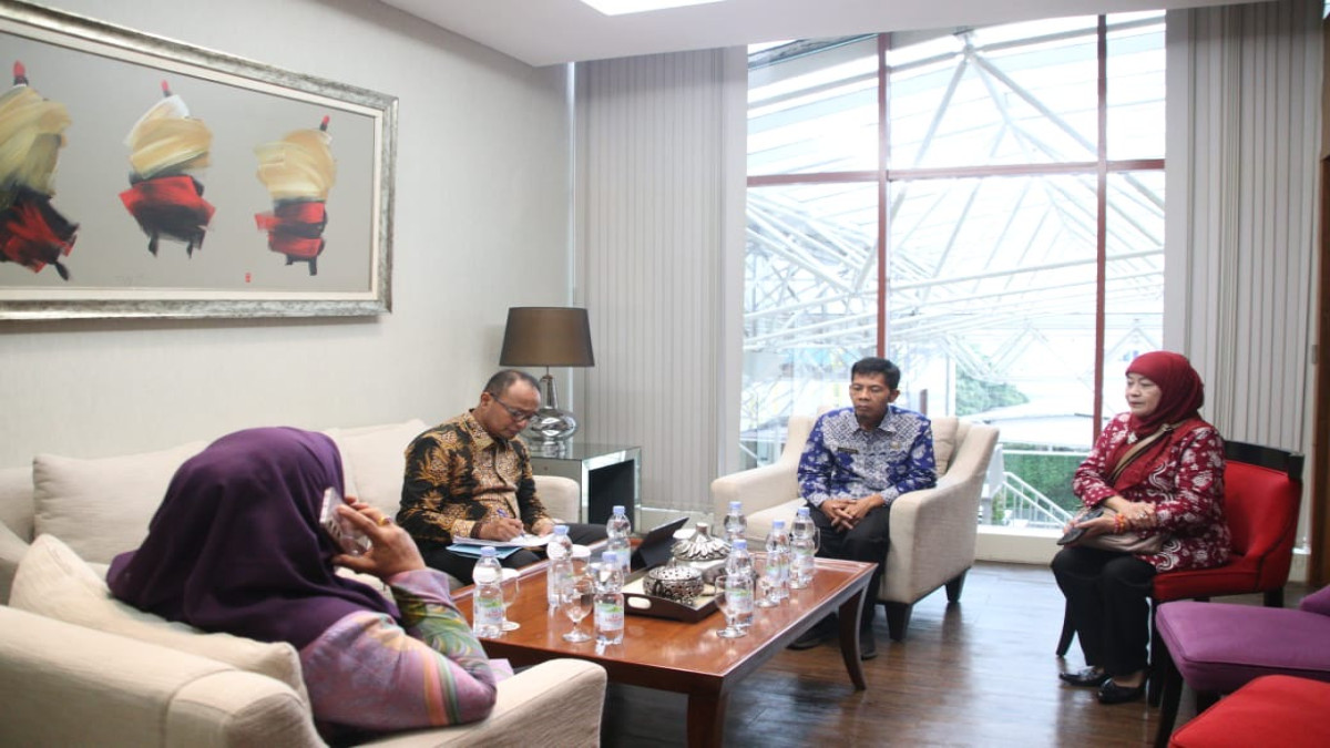 Tanggapi Tim Evaluator Inspektorat Jenderal Kemendagri, Pj. Bupati Subang Imbau untuk Segera Perbaiki hasil Review Laporan Triwulan IV Kepala Daerah TH 2024