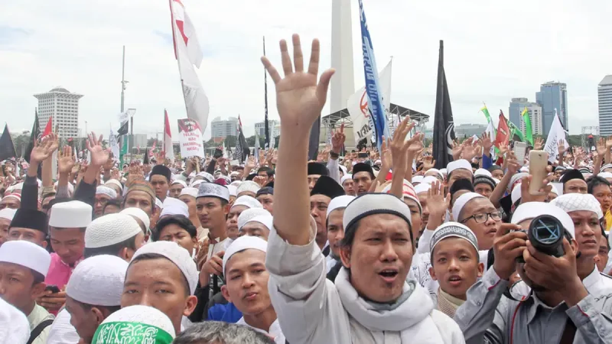 Habib Rizieq Pimpin Reuni Akbar 212 di Monas, 15.000 Peserta Serukan Takbir