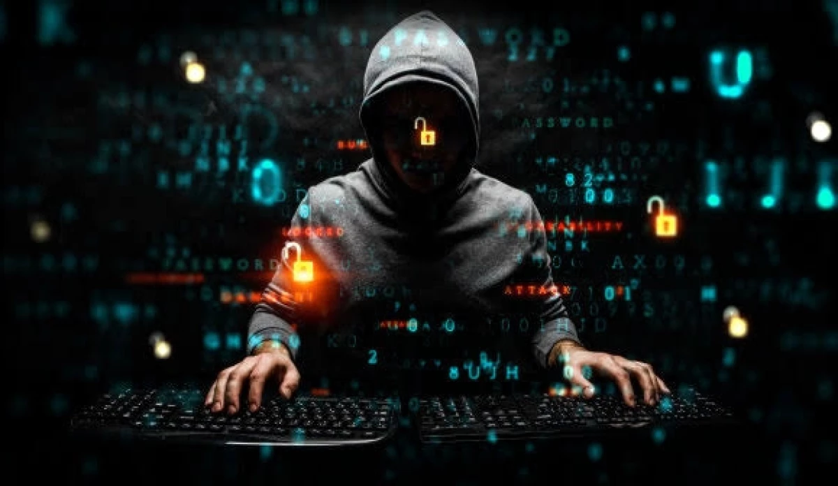 Ilustrasi hacker yang melakukan kejahatan siber. Foto: Shutter Stock