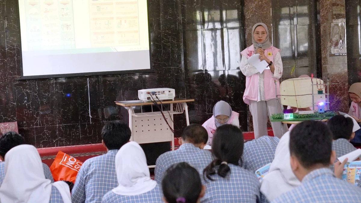 Srikandi PLN Goes To SMAN 2 Purwakarta, Edukasi Siswa Tentang Kelistrikan dan PLN Mobile