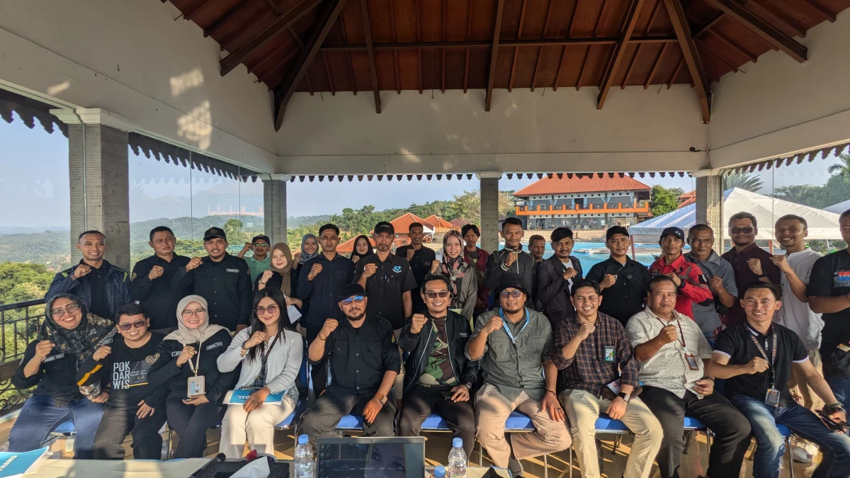 FK Pokdarwis Purwakarta dan Disporaparbud Gelar Standarisasi Keamanan Wisata Air