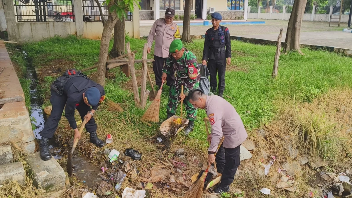 Kompi 3 Yon C Pelopor Satbrimob Polda Jabar Laksanakan Beyond Trust Presisi Polri 2024