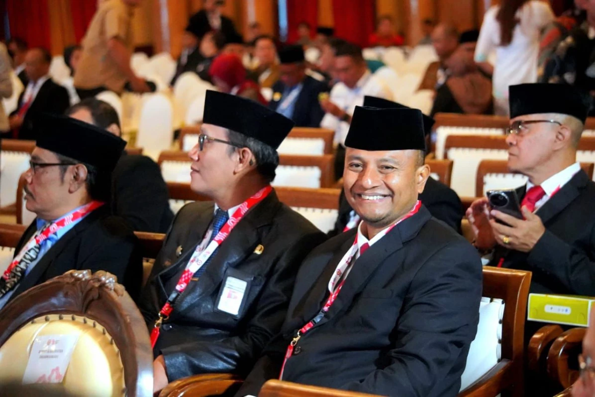 Pj. Bupati Subang Hadiri Penyerahan Duplikat Bendera Pusaka