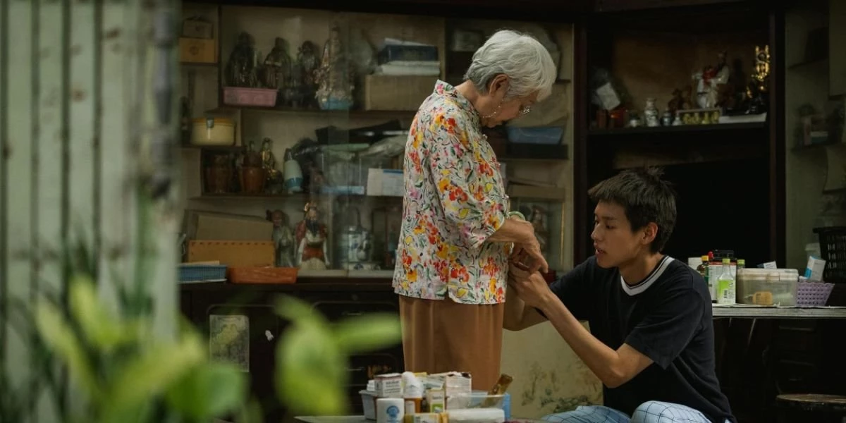 Review Jujur Film Thailand How to Make Millions Before Grandma Dies!