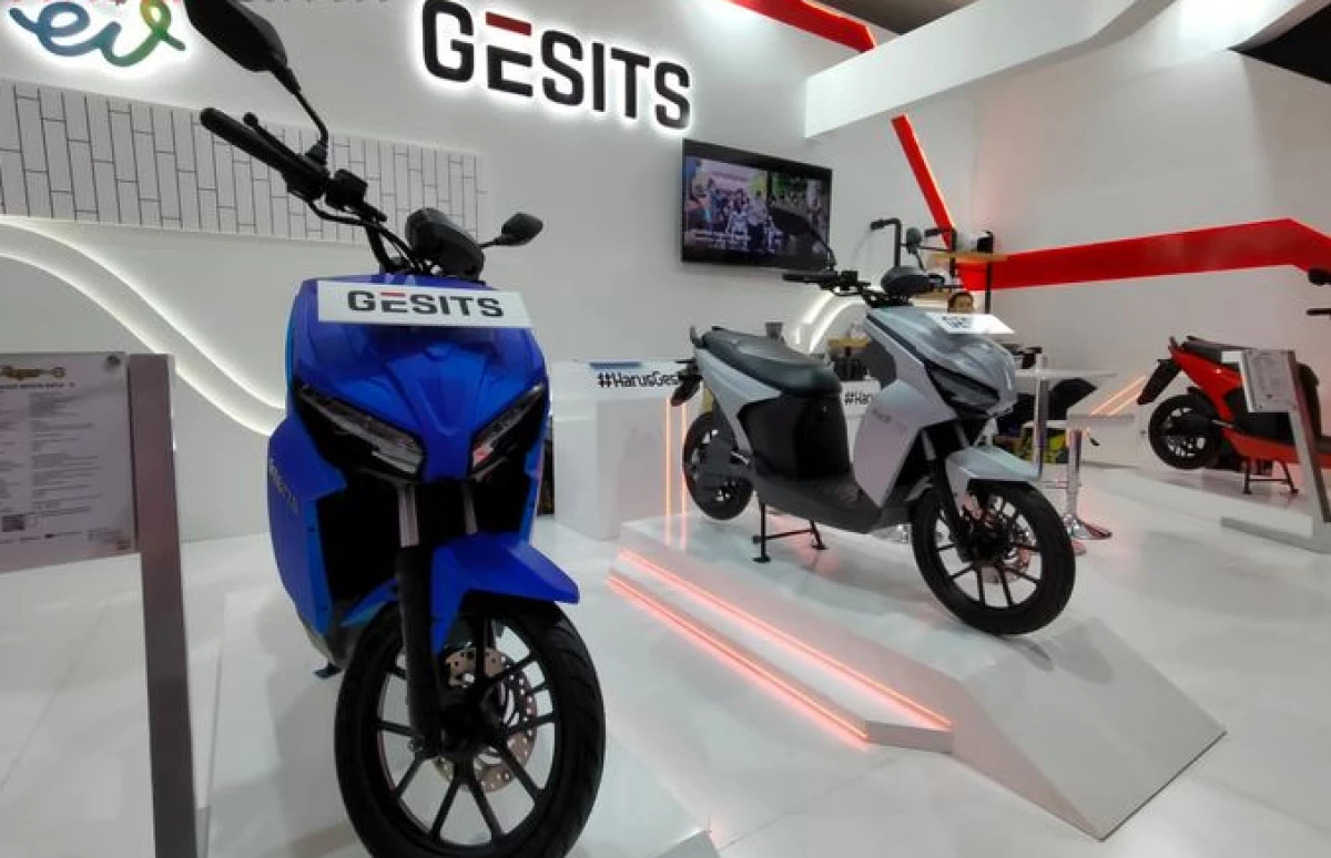 Sekilas Gesits Mirip Vario 150, Tapi Bertenaga Listrik! Ini Keren Banget