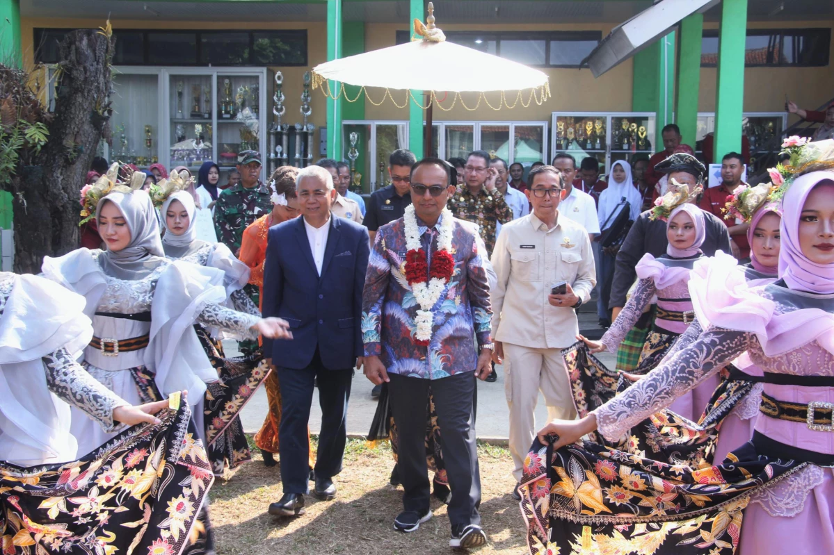 Job Fair di SMKN 1 Subang, Pj Bupati Beberkan 3 Kunci Kemajuan Bangsa