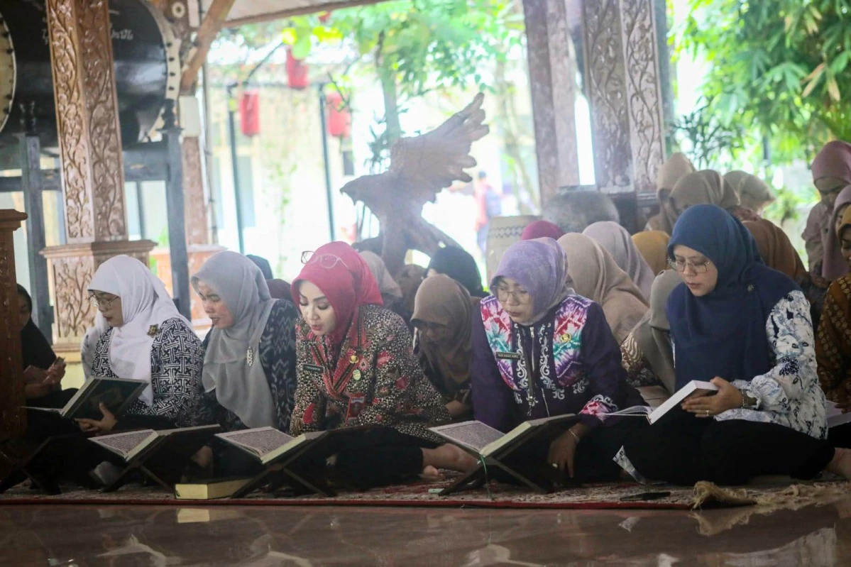 Pemkab Purwakarta Wajibkan ASN Tadarus Alquran Selama Ramadhan