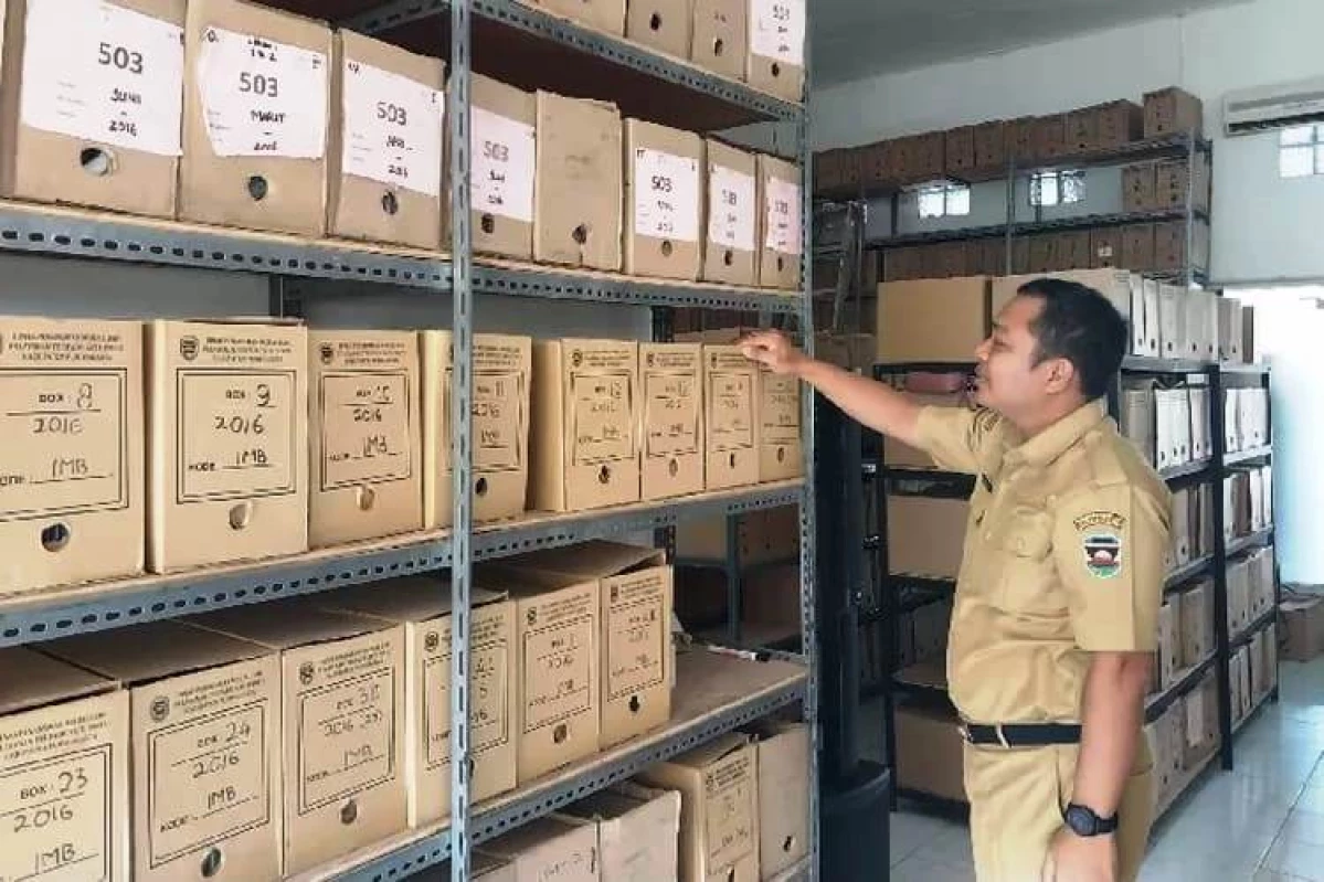 Kolaborasi Disarpusda Purwakarta, Arsip DPMPTSP Tertata Rapi