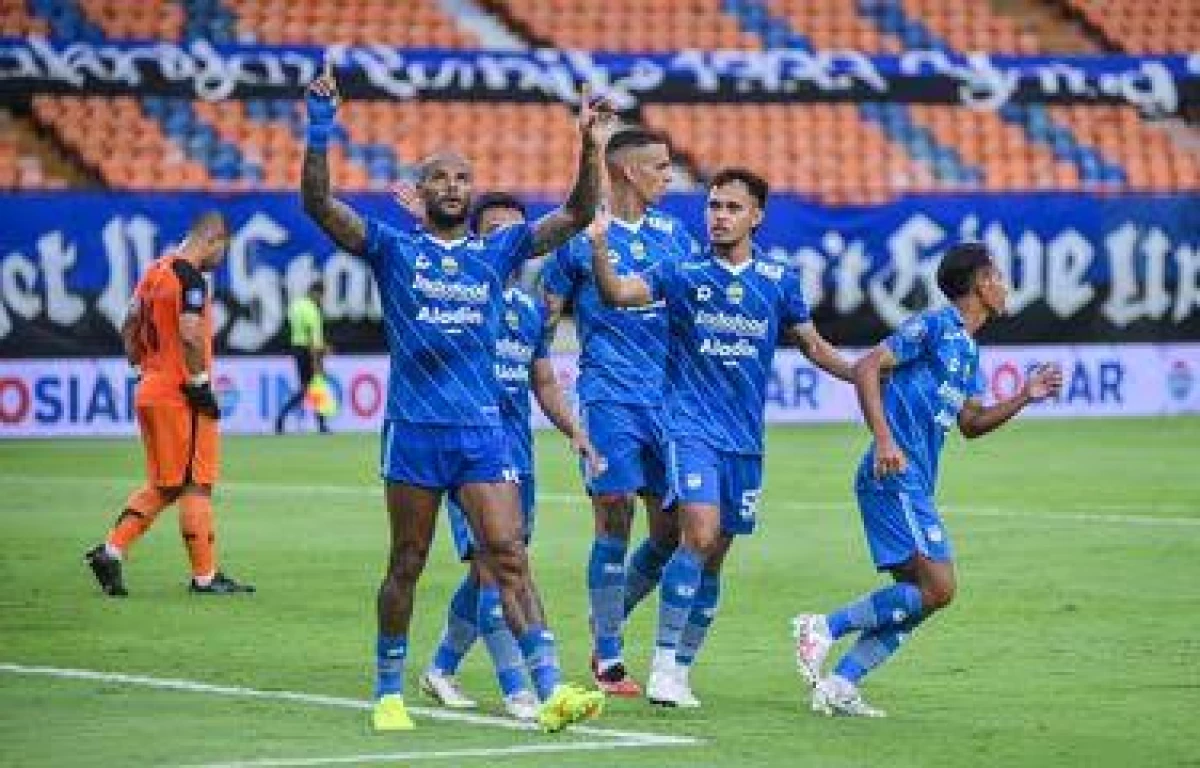 Persija Kemenangan Bantu Persib Lolos ke Championship Series