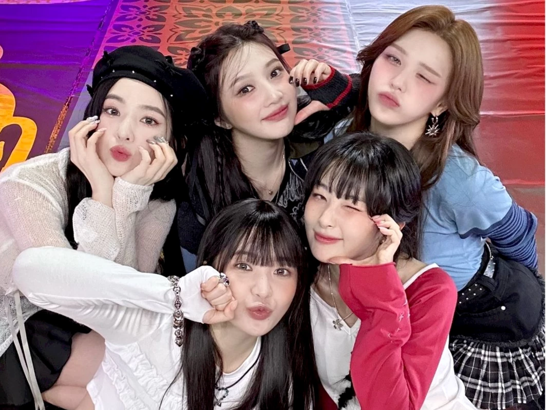 10 Tahun Debut, Red Velvet Bakal Rilis Album Cosmic 24 Juni