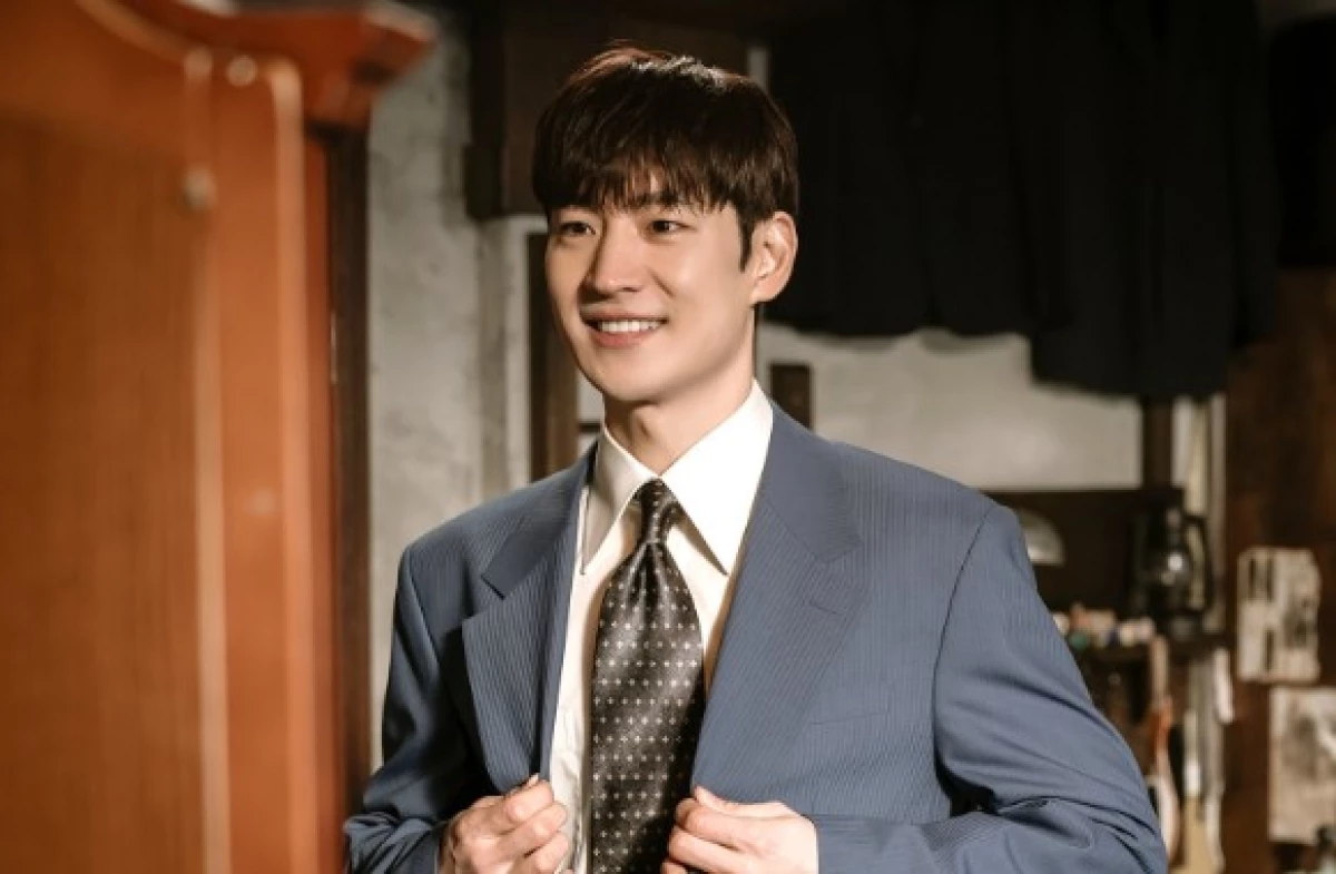 Lee Je Hoon Ngaku Nyesel Dirikan Agensi Sendiri, Kenapa?