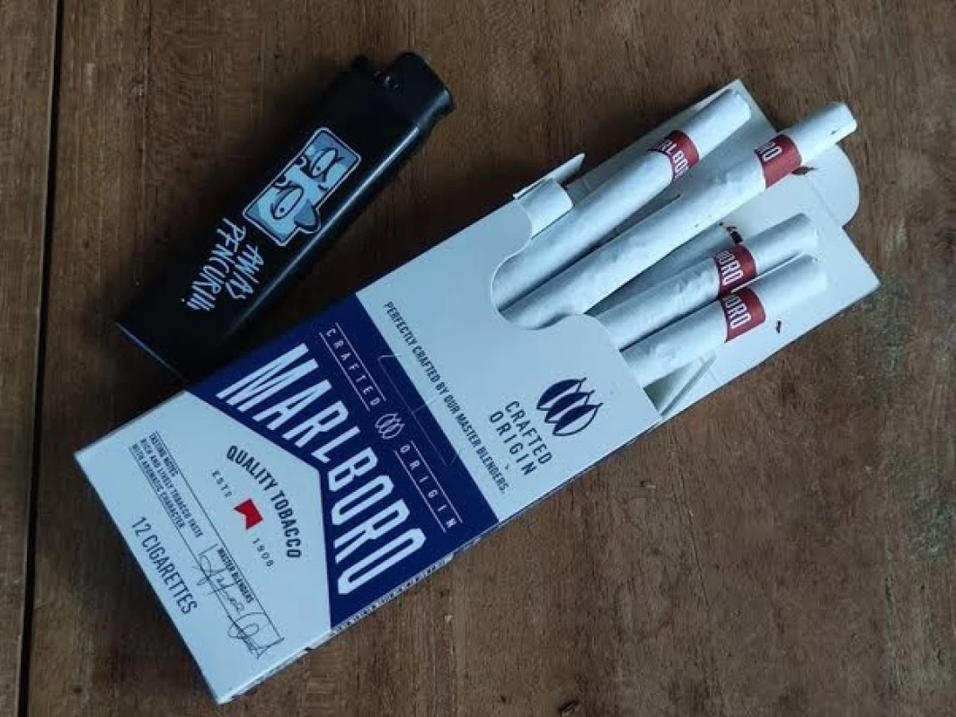 Kenaikan Tarif Cukai Rokok Bikin Banyak Orang Beralih ke Rokok Murah?