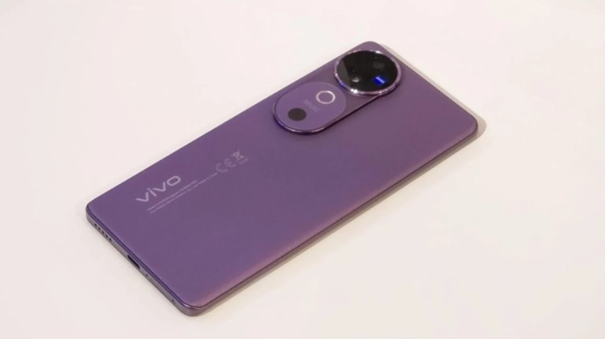 Spesifikasi Vivo V40 5G: Smartphone Mid-Range Canggih dengan Kamera ZEISS!