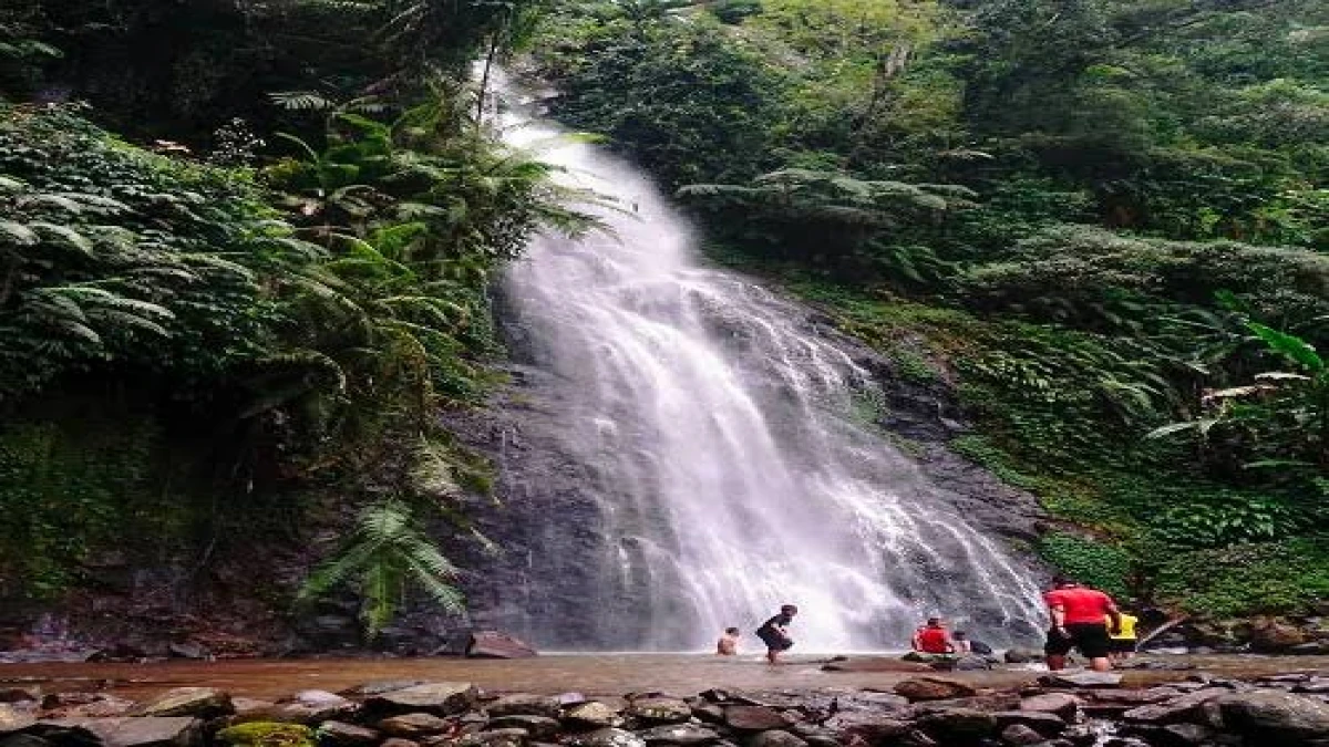 Curug Cijalu Subang. (Foto: Instagram @bolangdekil)