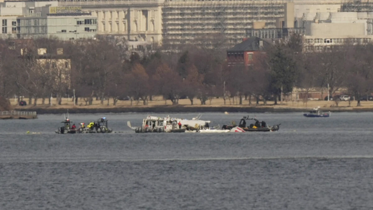 Tragedi Tabrakan Pesawat dan Helikopter Militer di Washington, Lebih dari 60 Orang Tewas!