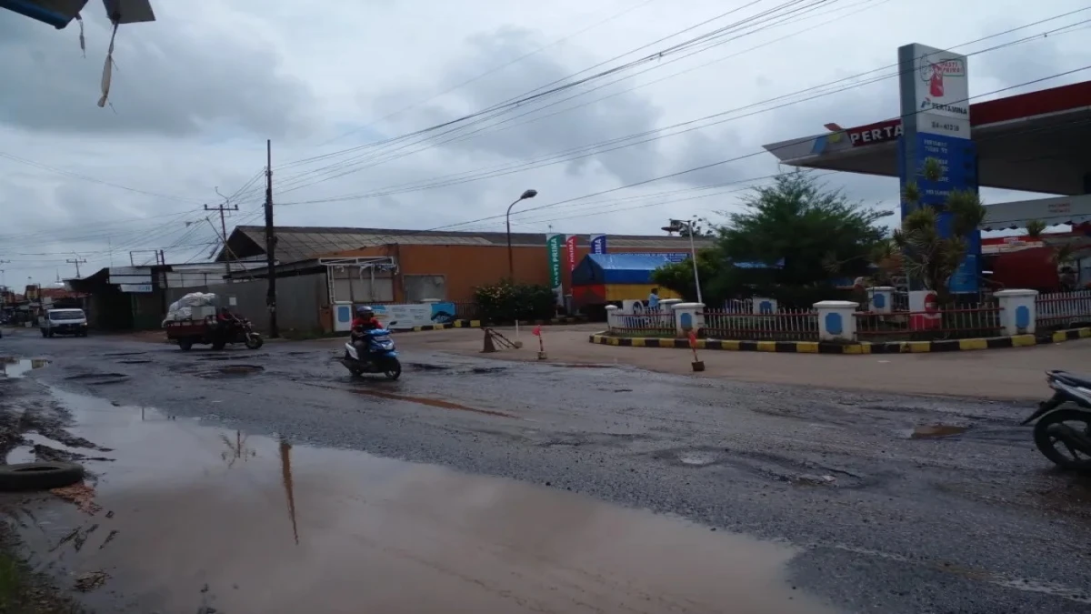 Jalan Provinsi Subang Pagaden Tambakdahan Banyak yang Berlubang