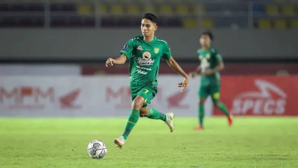 Duel Panas di Manahan! Persis Solo Tantang Persebaya dalam Misi Kebangkitan (sumber Bola.com)