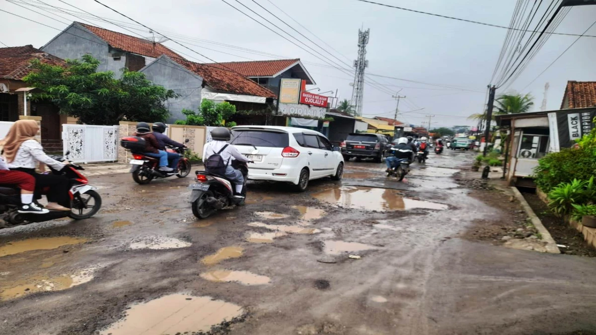 jalan Dangdeur-Gambarsari