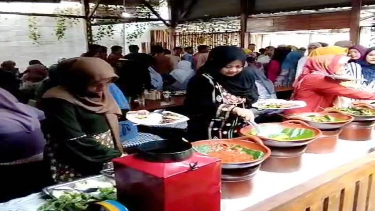 Resto Pawon Ibu Mul