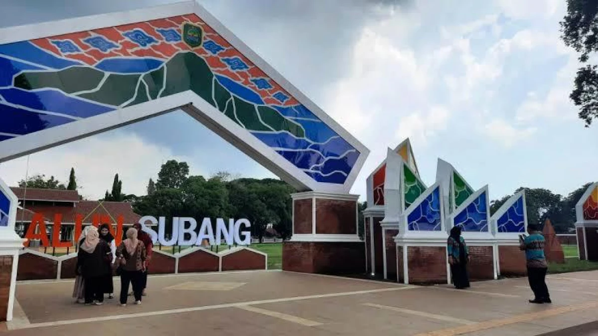 Alun-alun Subang