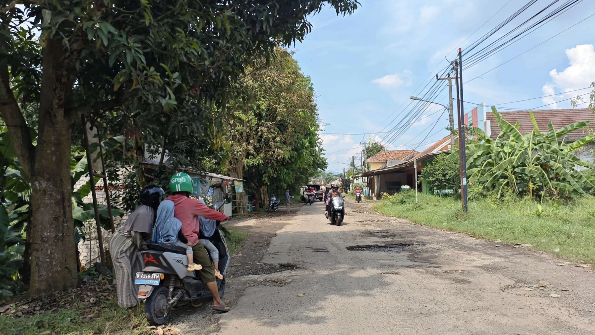 jalan Cidahu-Gambarsari
