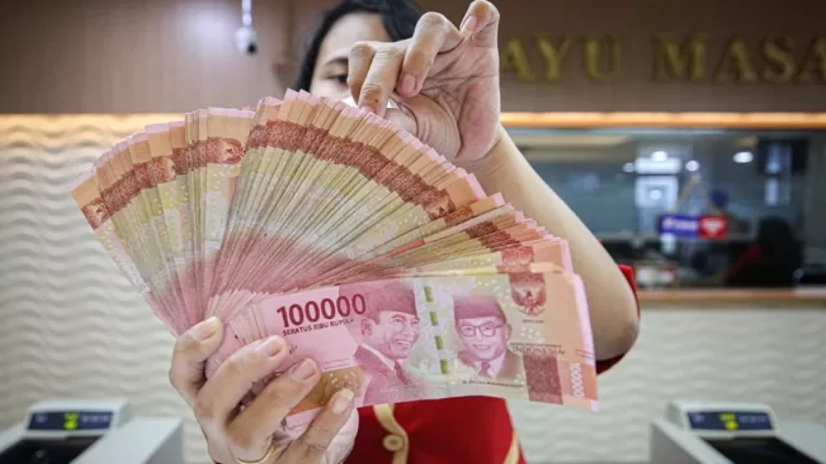 Solusi Cepat untuk Kebutuhan! Ini Pinjam Dana Langsung Cair Tanpa Jaminan Apapun! FOTO:MIFTAHULHAYAT/JAWA POS