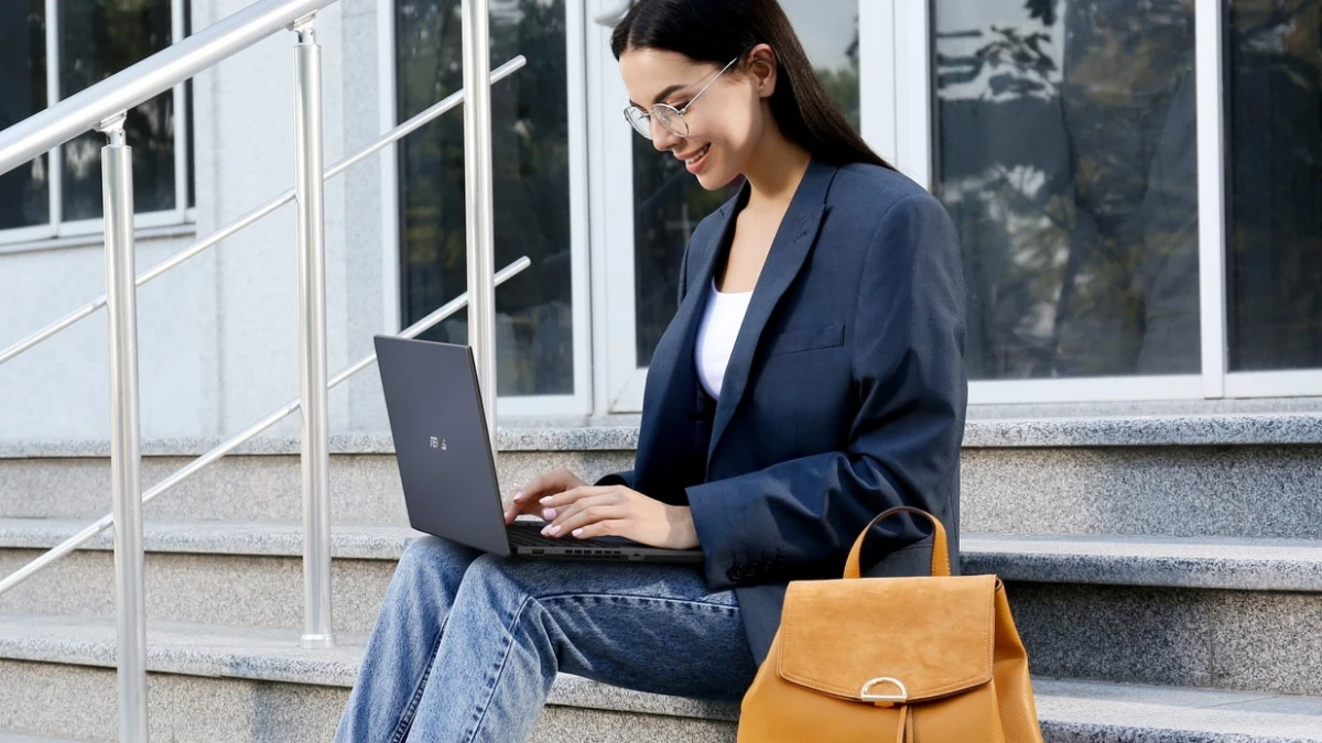 Asus ExpertBook BG1409CVA, Laptop Enterprise dengan Standar Ketangguhan Militer
