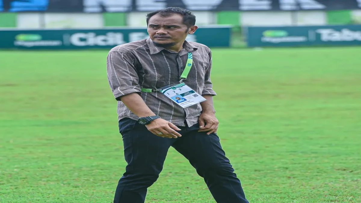 Musim Depan Din Gultom Hengkang Lagi dari Persikas?