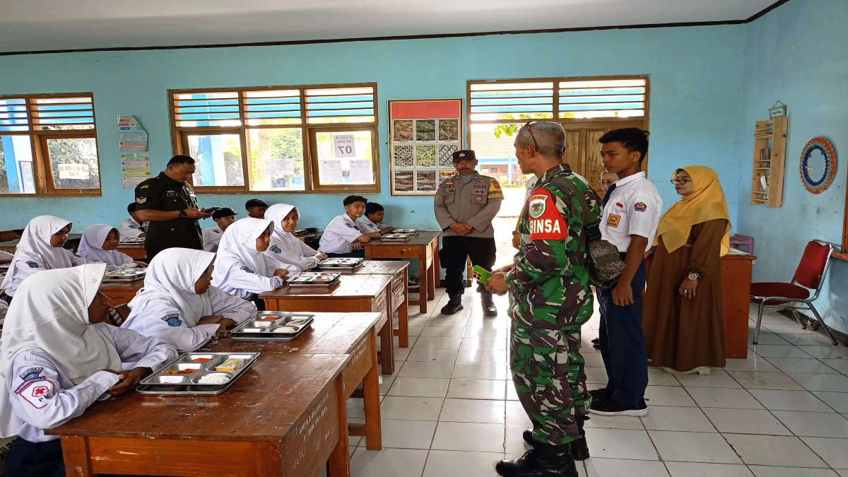 539 Siswa SMPN 2 Jalancagak di Subang Terima Makan Bergizi Gratis