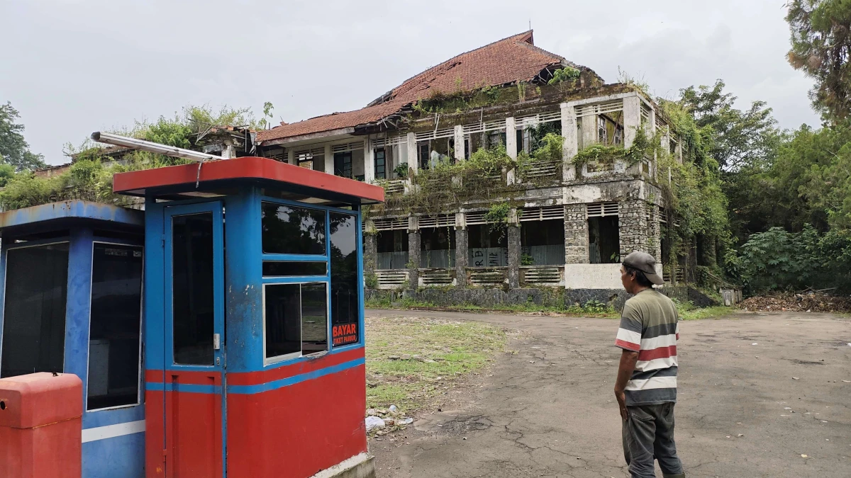 Kumuh dan Tak Terawat, Bangunan Eks Hotel Subang Plaza Tak Jelas Peruntukannya