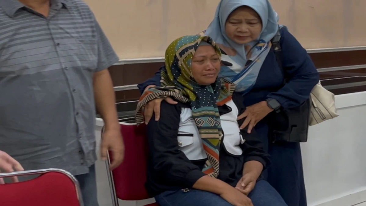 Pembunuhan Bank Keliling di Subang: Tau Dihabisi Sahabat Sendiri dengan 48 Tusukan, Istri Korban Menangis Histeris