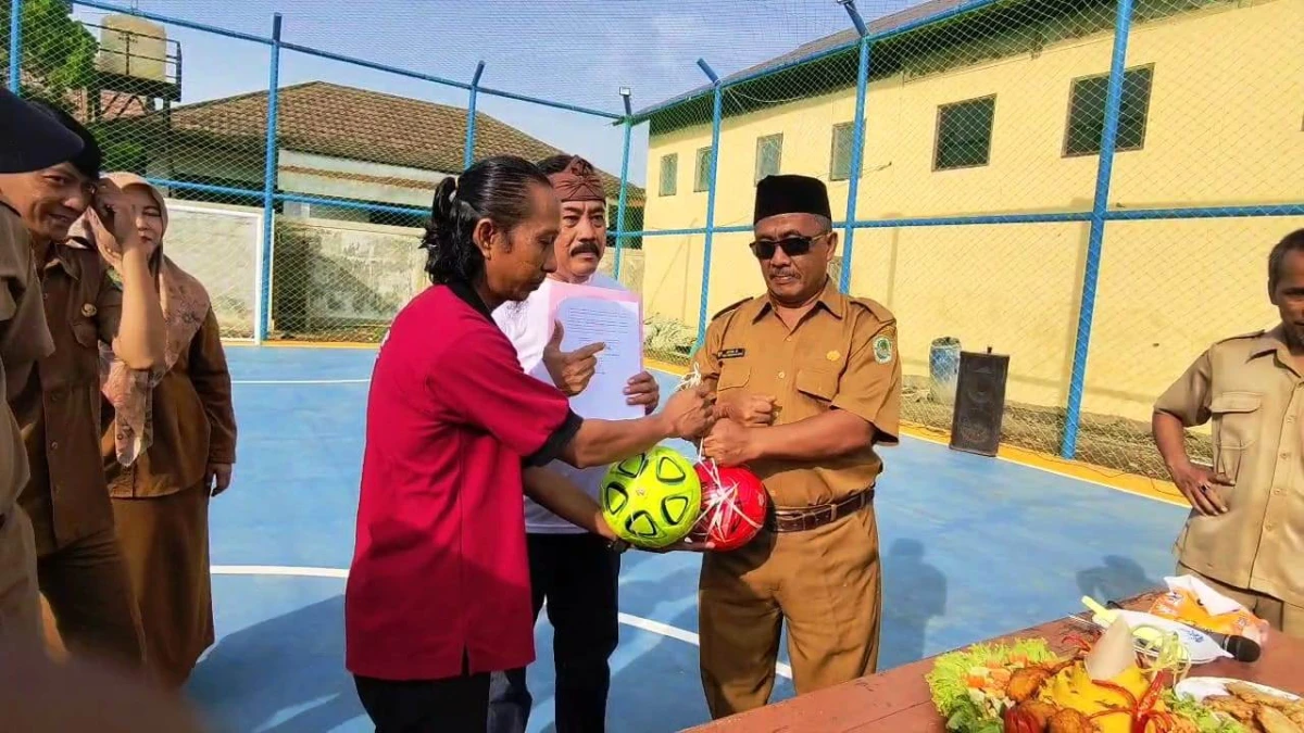 Fasilitasi Sarana Olahraga, Pemdes Tanjungsari di Subang Bangun Lapangan Futsal