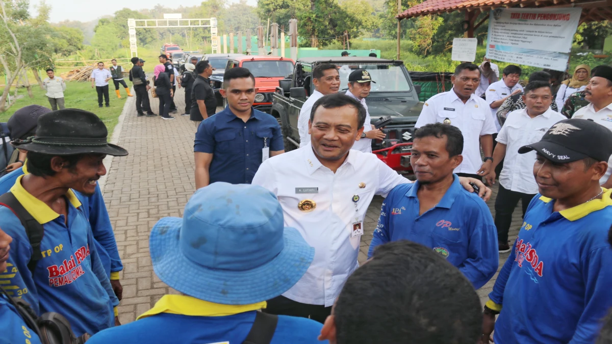 Gubernur Jawa Tengah Ahmad Luthfi Bidik Peluang Pengelolaan Sampah Berbasis Desa
