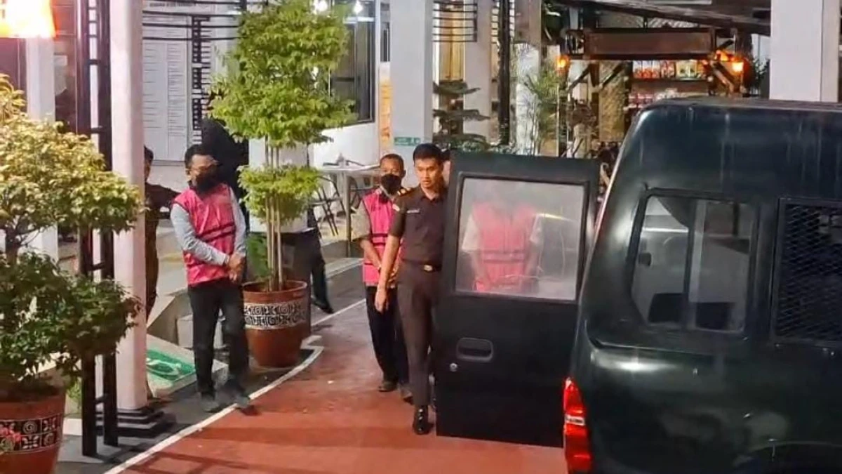 Kejari Tahan Para Tersangka Dugaan Korupsi Dinas Perikanan dan Peternakan Purwakarta