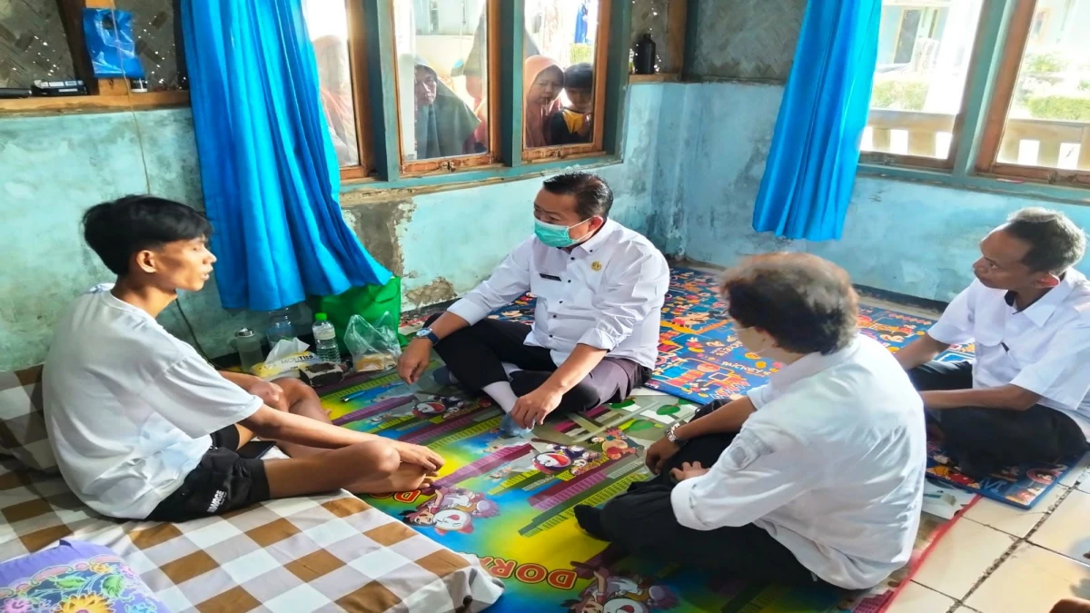 Perjuangan Awin Warga Ciasem Subang Berjuang Melawan Kanker Tulang